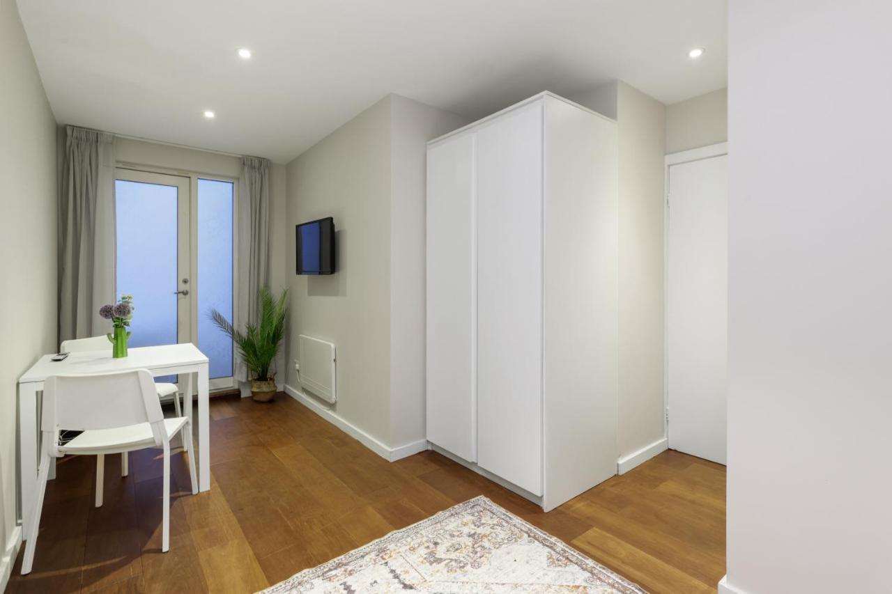 Spacious 1 Bedroom Flat London Exterior foto